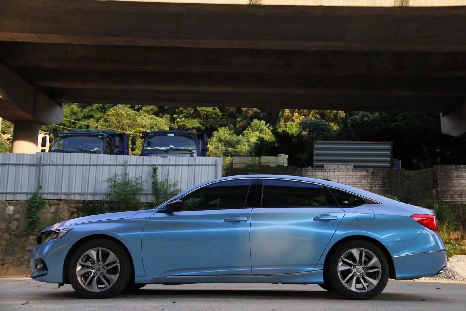 卡慕斯改色膜本田-梦幻灰魅蓝,哑光膜面质感十分显高级_魅蓝_质感