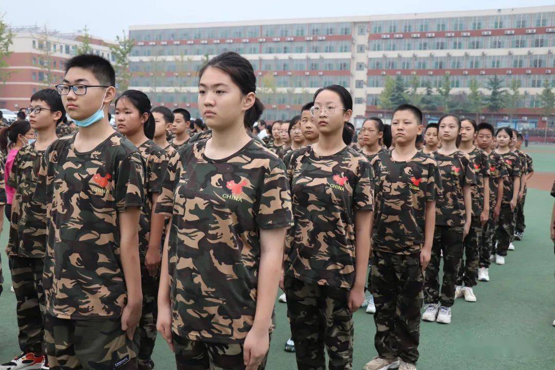 筑梦恰锦时·追光正青春 | 海泉初中军训周集锦