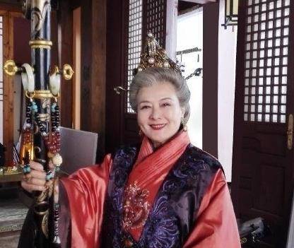 一出场就灭了女主全家,叱云南将温柔全都给了李长乐_冯心儿_李敏峰