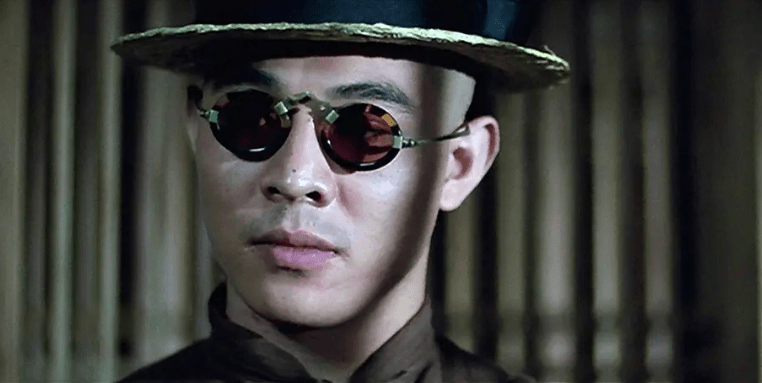 徐克,李连杰的首次合作,本想模仿李小龙,却成了黄飞鸿的雏形_天下