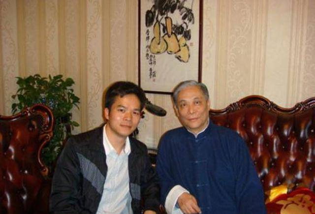 张丽敏的一颦一蹙都好似踩在他的心尖上,在张学津的眼中,张丽敏的笑容