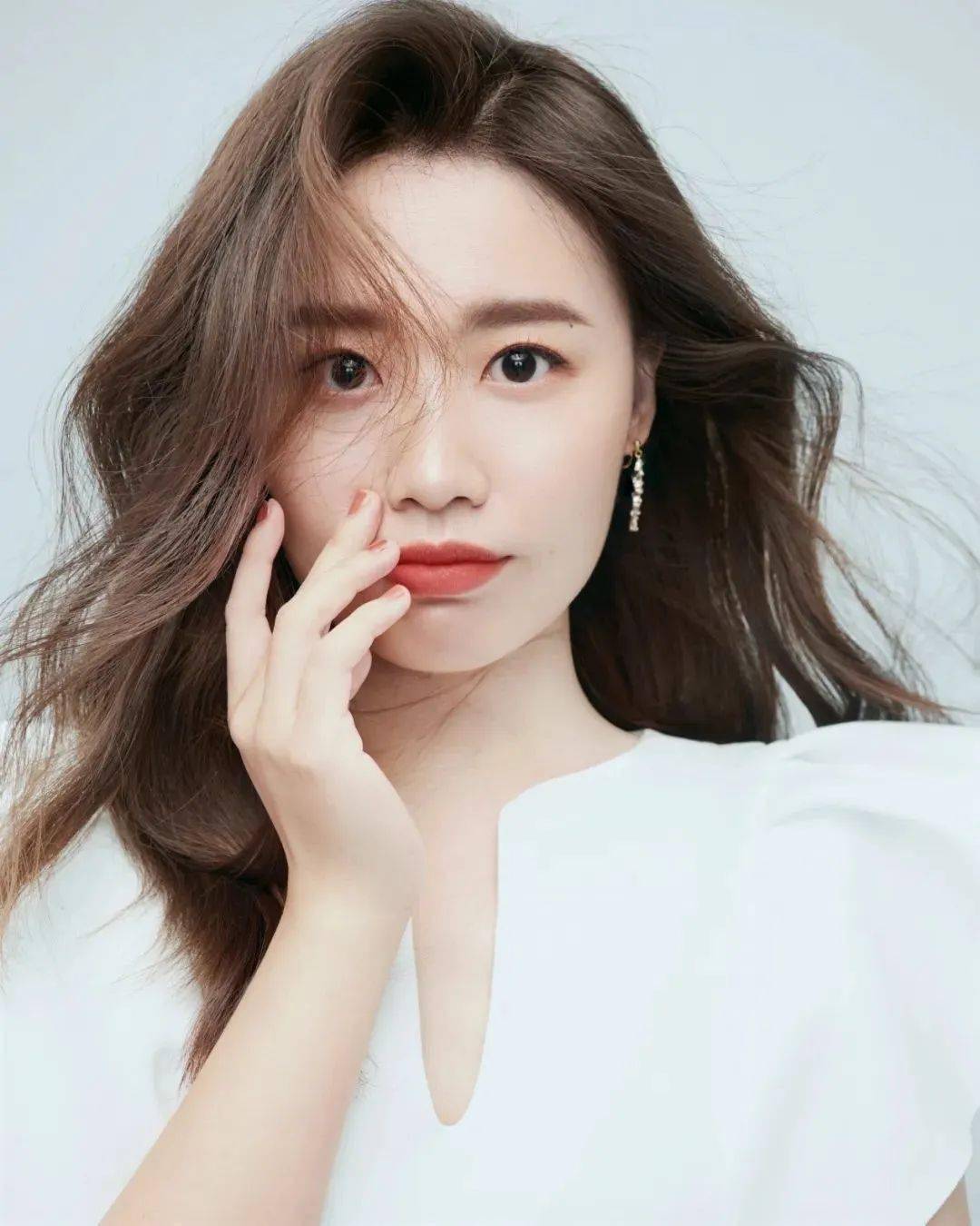 我院校友许歌卉全新cd专辑《琴键上的舞蹈——李斯特