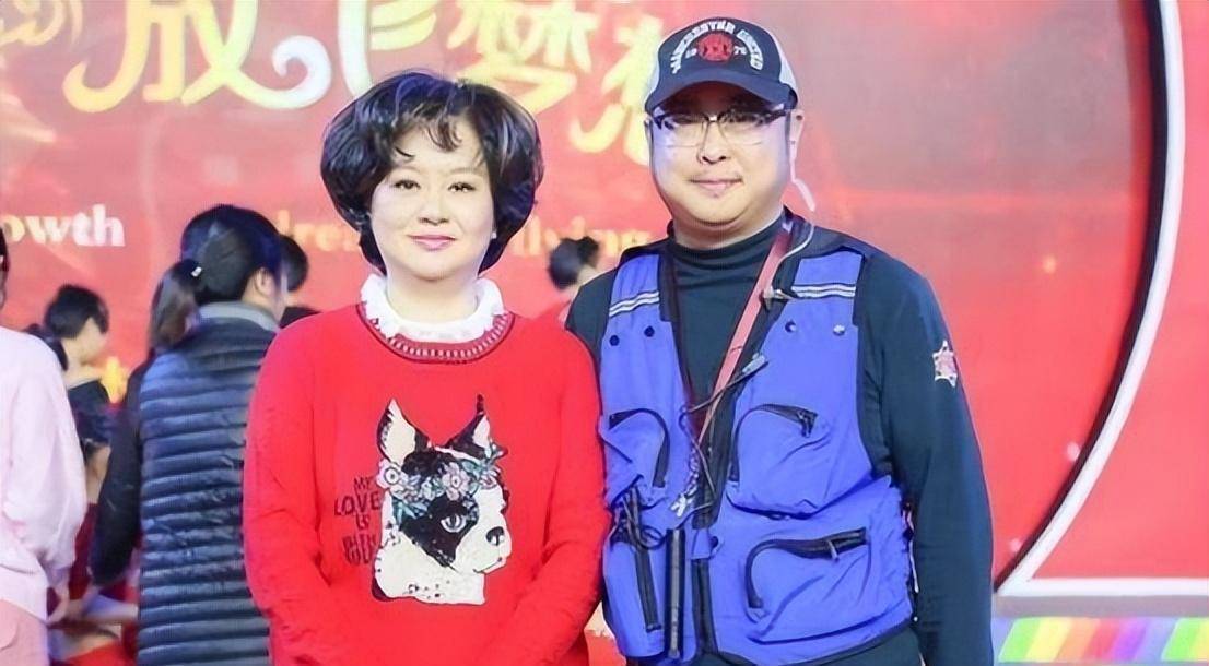 鞠萍的丈夫杨硕照片图片