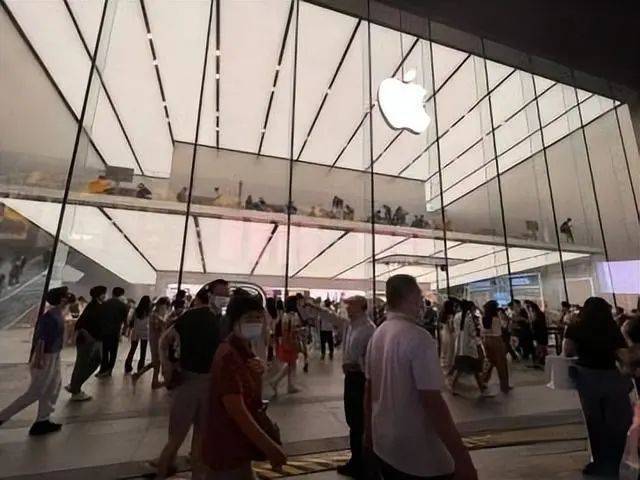 尿液什么价【大河早新闻】男子发布不实信息被郑州警方刑拘／河南降温！局地阵风6级／官方回应郑州一主干道绿化带不够绿化_https://www.jmylbn.com_新闻资讯_第11张