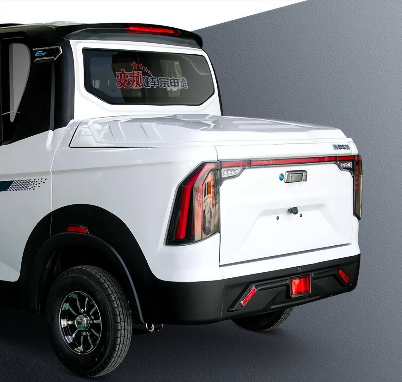 宗申多功能三轮皮卡,客货两用,最大载重500斤,适合接娃