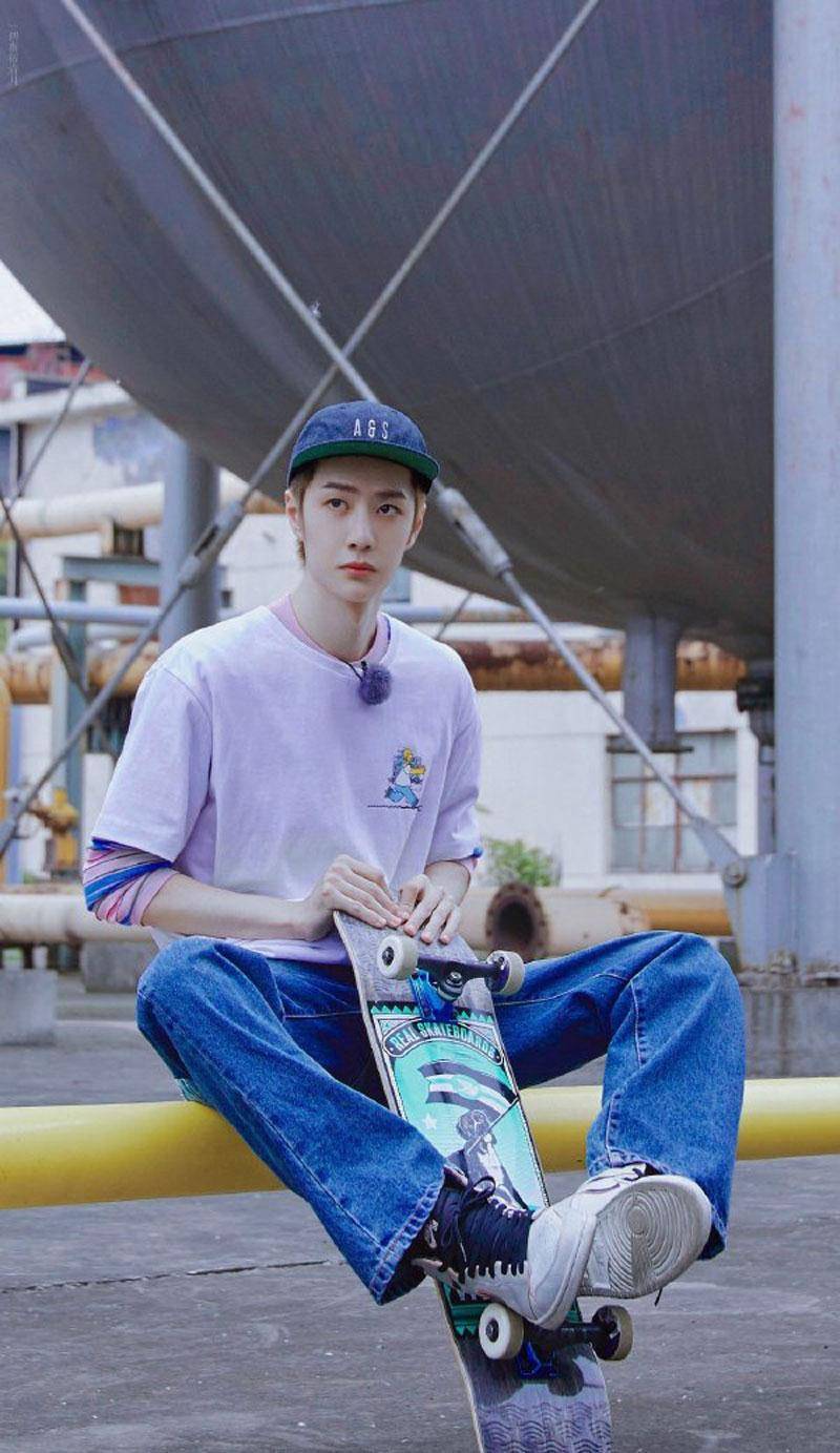 随手送9双小熊dunk上热搜_王一博_nike_价格