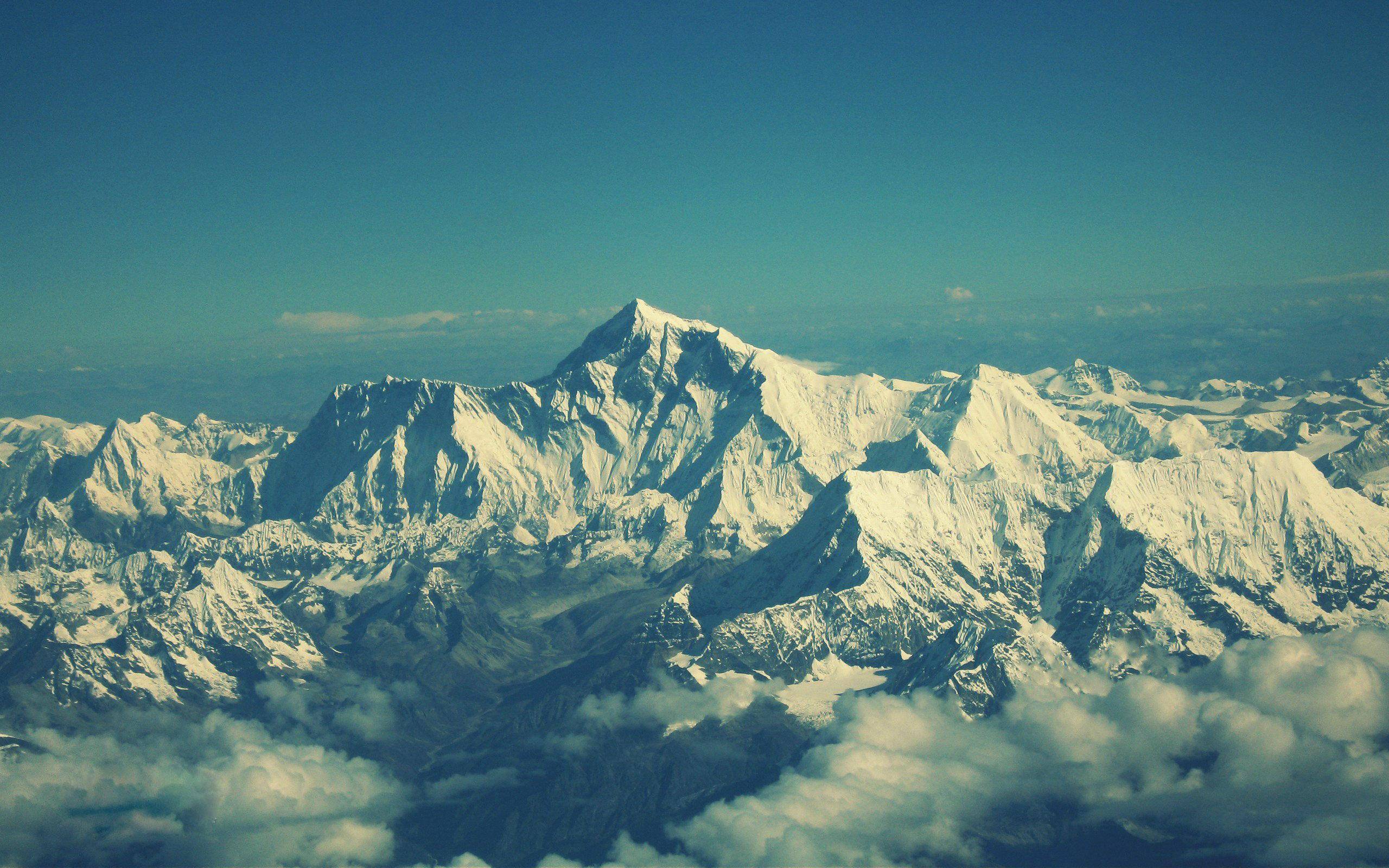 世界十大山峰图片