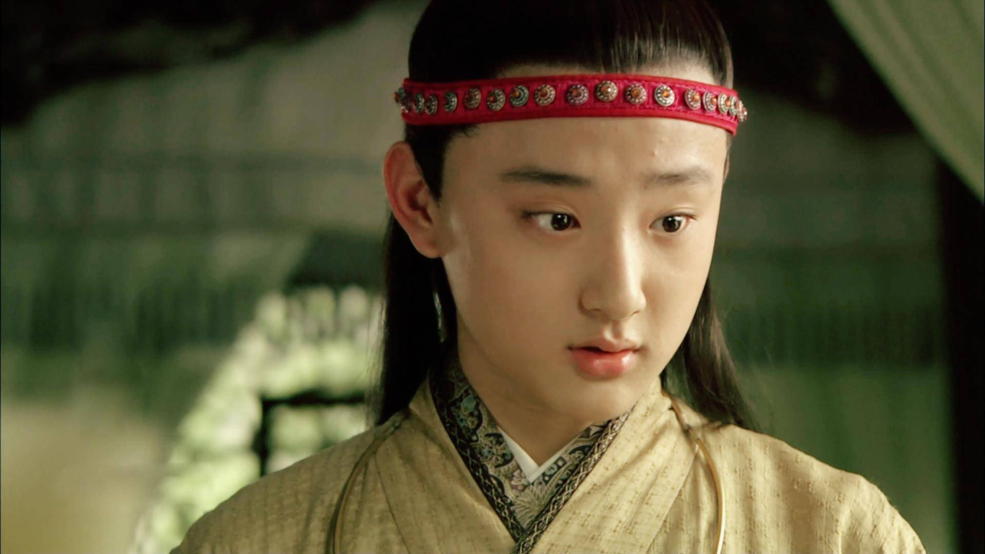 谈过两段恋爱,新电影3800万播放量,于小彤还是那么爱折腾_陈小_贾宝玉