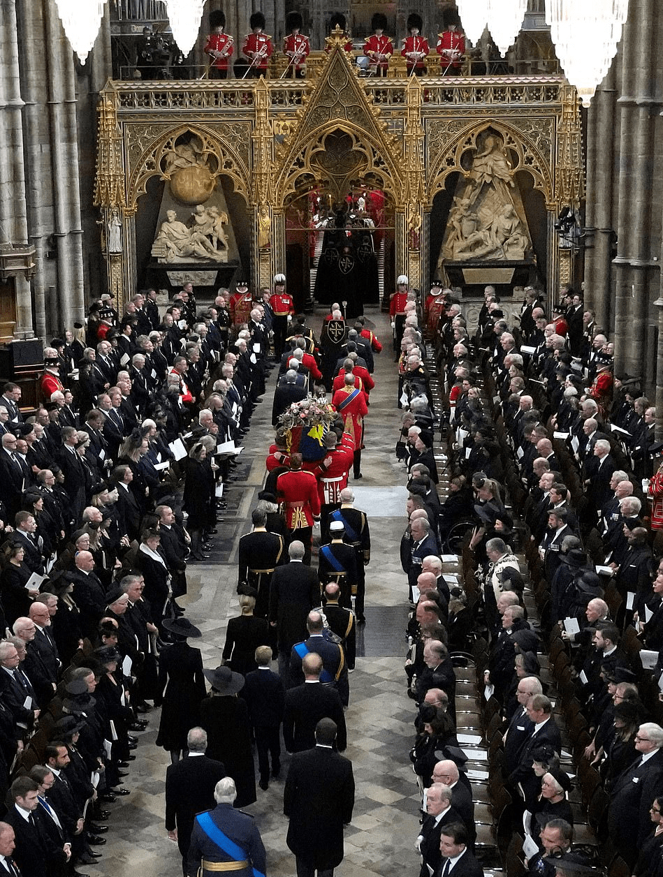 伊丽莎白王太后葬礼图片