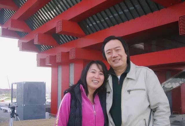 东方神鹿王军霞,远赴美国被二婚丈夫要挟,如今三个孩子三个爸_天文_战