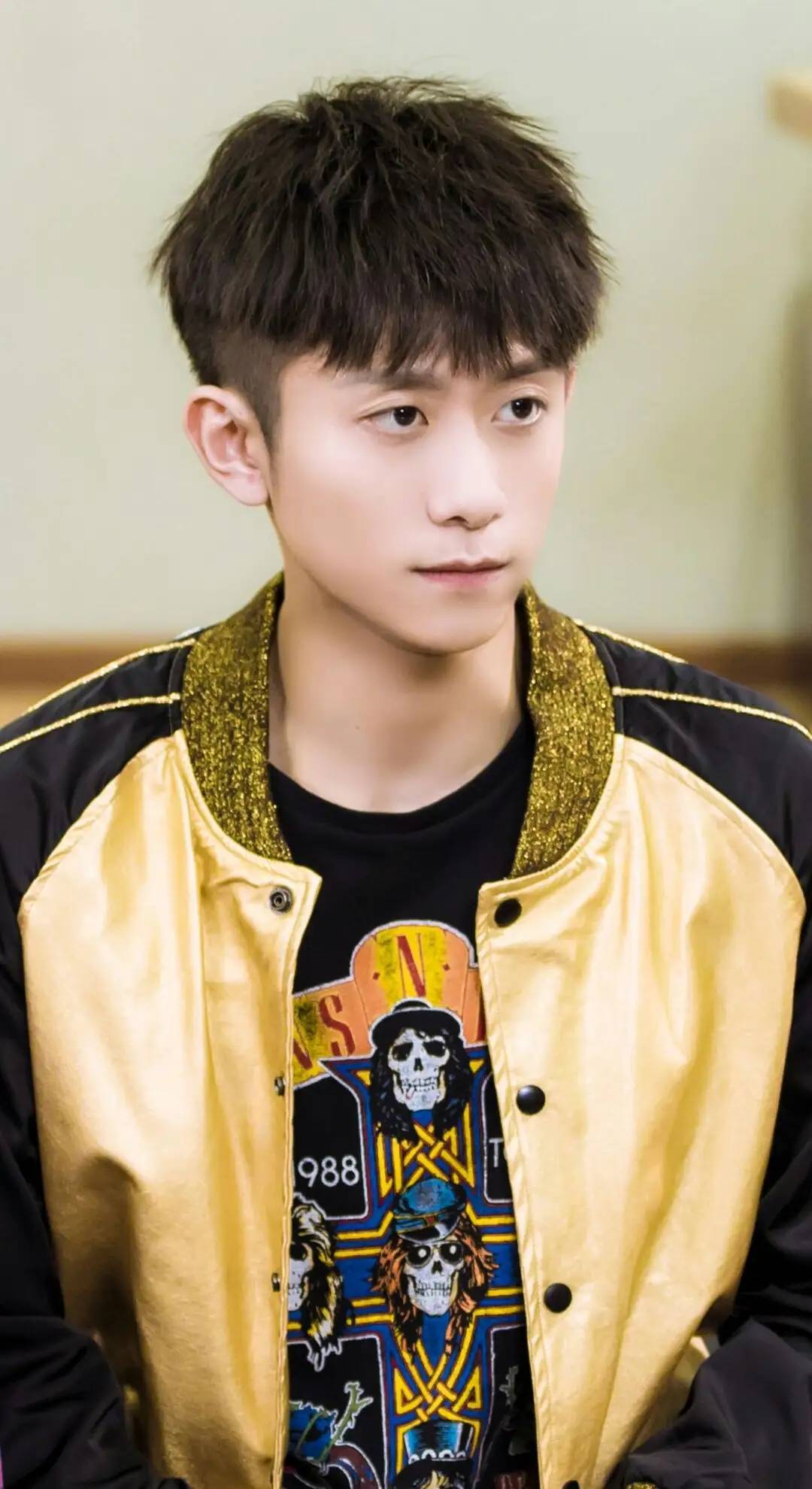 张一山经纪公司发声明否认吸毒嫖娼 谣言总是盯上明星原因值得反思