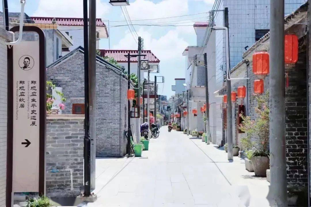 雍陌村坐落于山清水秀,文化底蕴深厚的三乡镇,旅游资源丰富,有罗三妹