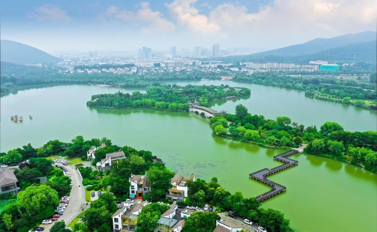 中国第二大铁路枢纽,被誉为是"中国铁路之咽喉",就在苏北_徐州_城市