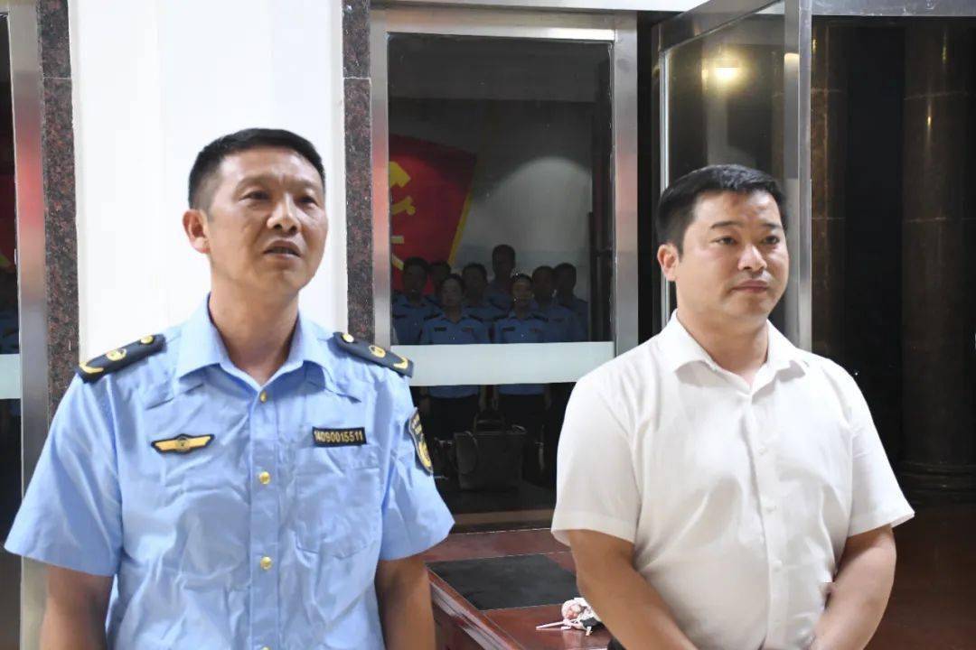 打响"零点行动"做好铅山环保"守夜人"_环境_进行_检查