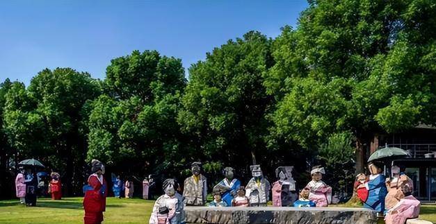 “毒雕塑”出现在上海公园，有关方面回应称：家长们太小题大做？