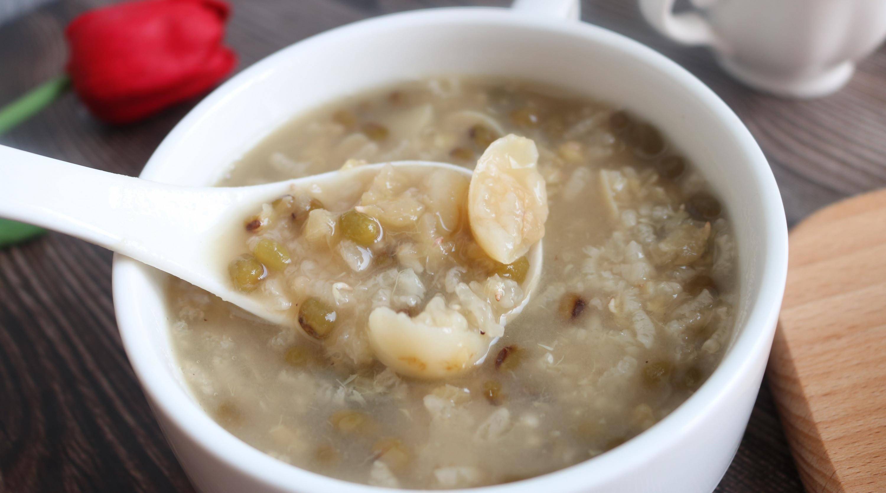 天热解暑多吃它,清凉去火,有助睡眠,比吃冷饮强多了_绿豆_百合_味道