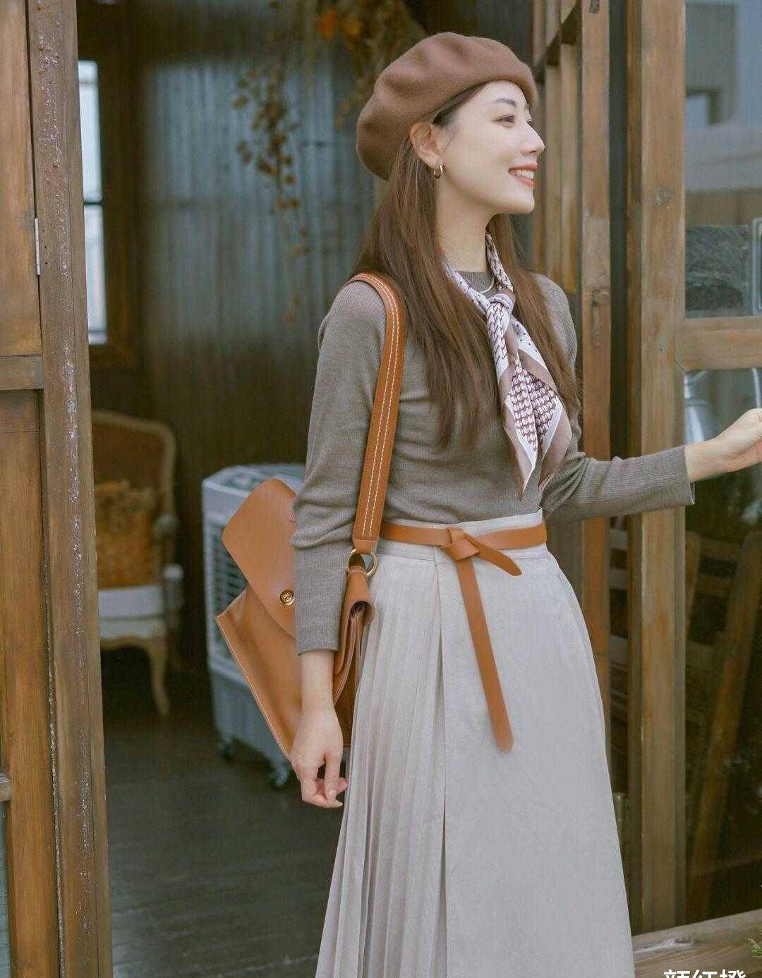 春季不要乱穿衣,试试这些莫兰迪色穿搭,高级洋气又显气质