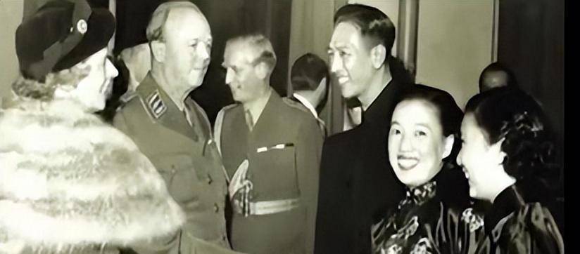 1963年，耿飚坚持将中国飞地坎巨提划归巴方，中央考虑后：批准