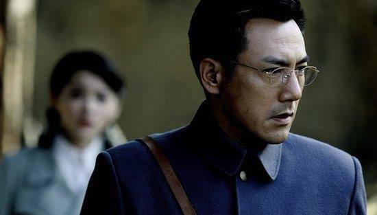 雨泽结婚八年感情稳定,而李雨泽就是在《大宅门》中饰演白占光的男星