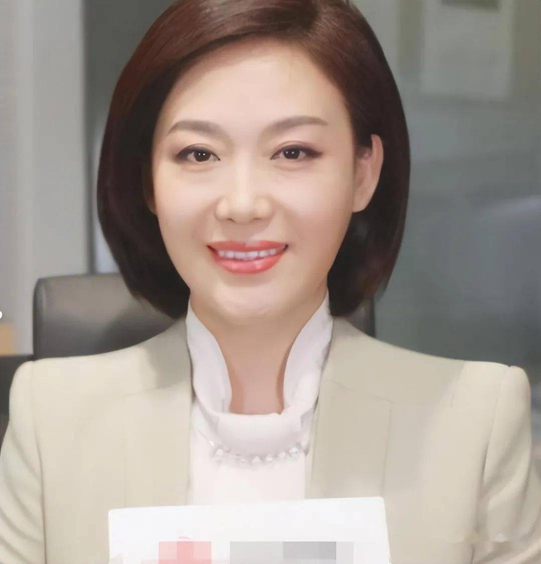 央视主播郑丽:赵普的妻子是谣言,37岁低调做妈妈,丈夫是普通人_工作