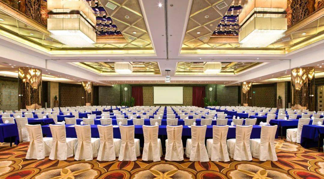 张家界阳光酒店荣获"2021年度湖南旅游饭店业最受宾客喜爱酒店"奖项