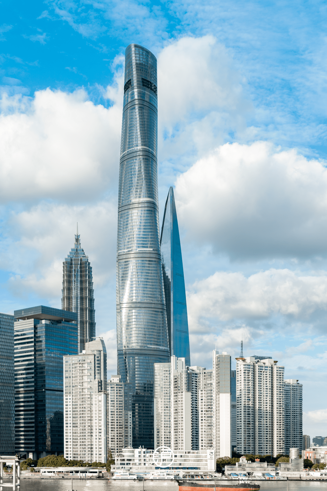 秋日芦苇荡、江景露台、潮流市集...外滩BFC带你开启一站式微度假!_品牌_时尚_天空