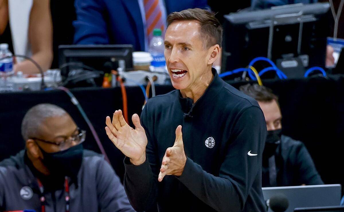 卡巴罗上演nba版无间道_比赛_老鹰_篮网