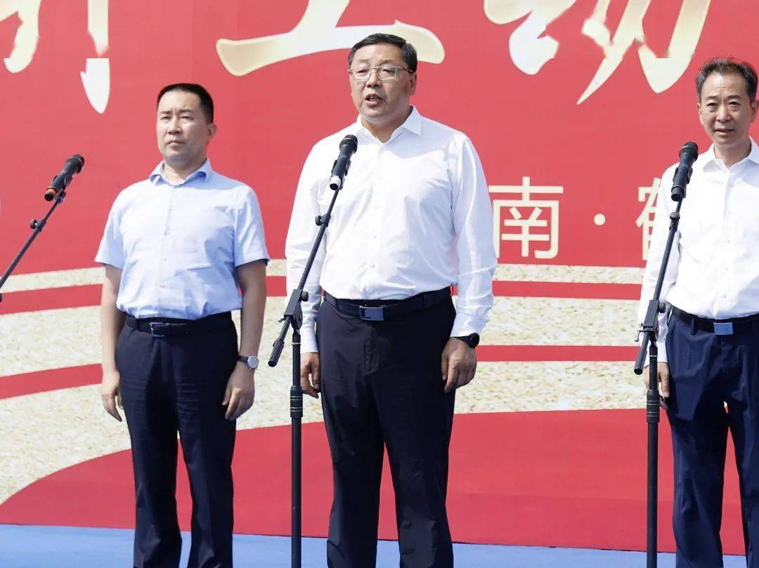 程文彬在致辞中表示,作为河南属地央企,中建七局在省委省政府的关怀和
