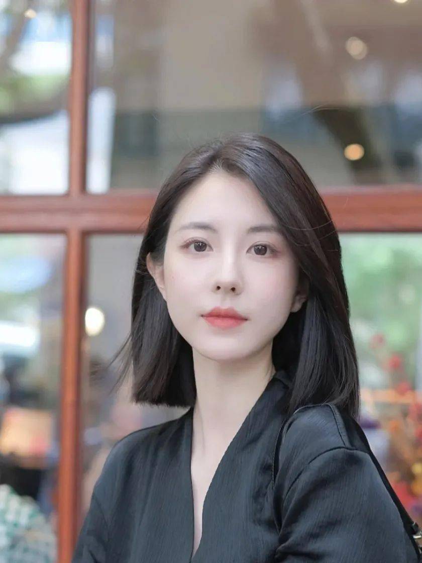 "一刀切"齐肩发_网络_来自_侵权