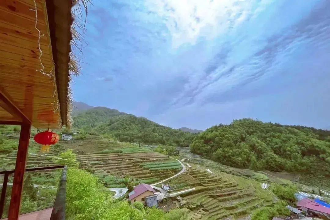 村旬陽市水泉坪村春華秋實·秋韻養生美食之旅線路:悠然山省級旅遊