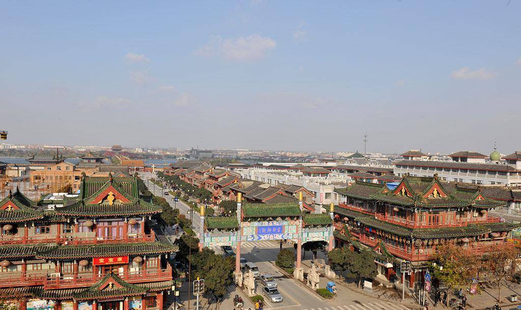 战国时期,魏国定都大梁,即是今天的开封,这是第一次真正意义上的定都