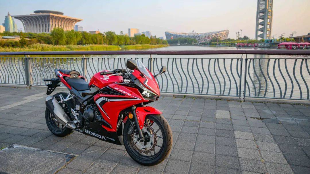 深度试驾本田cbr400r 优缺点明显 搜狐汽车 搜狐网