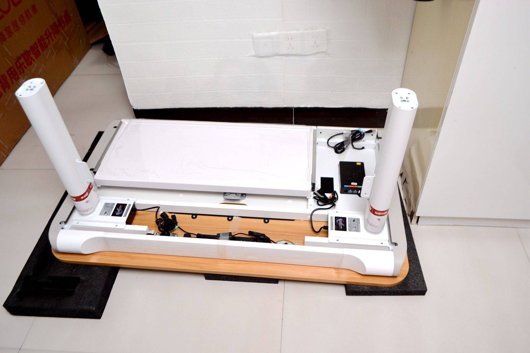 想做到极致简约,升降桌必须要有_乐歌_孩子_书桌