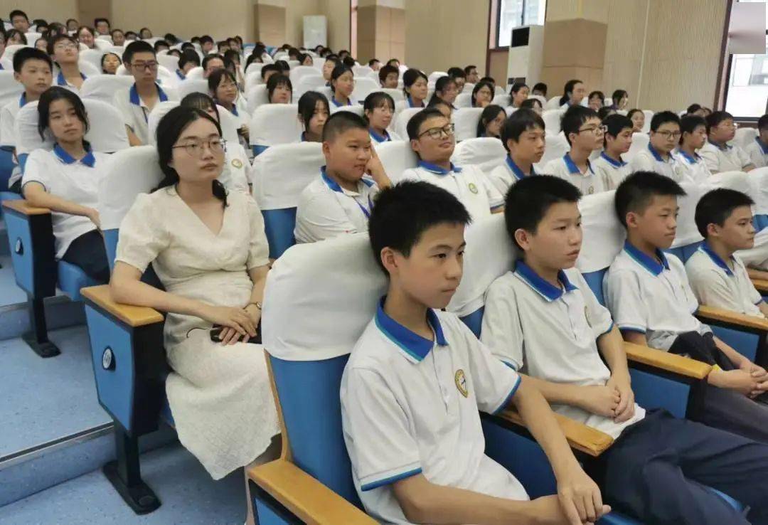 海亮·开化县马金中学:喜迎二十大 普法进校园_活动_意识_毒品