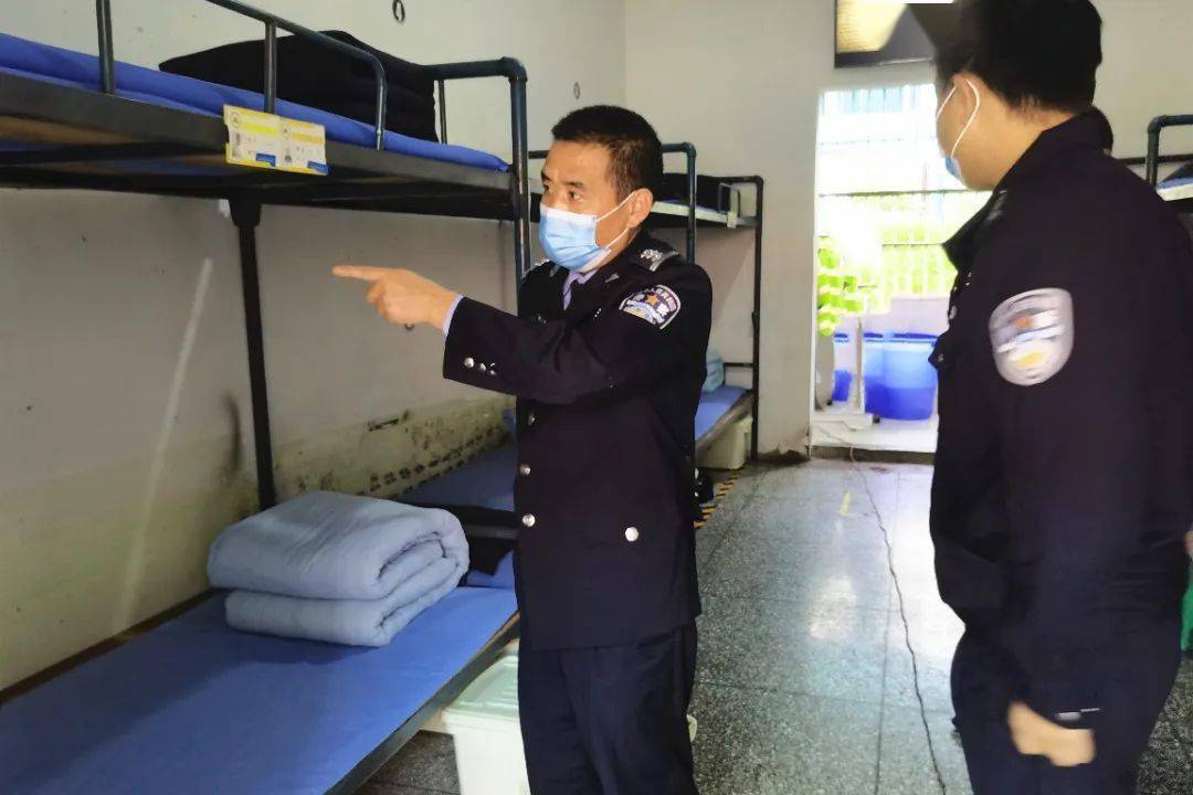 护航二十大 忠诚保平安丨查隐患 促整改 保安全 平坝监狱开展安全隐患