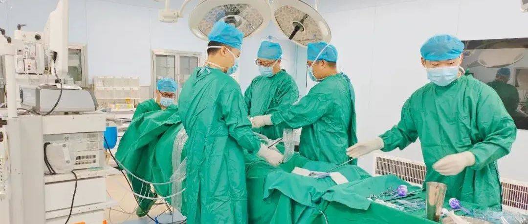 国庆我在岗丨新院区手术室里的别样假期!_医护_进行_工作
