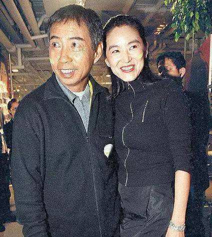 大女儿邢嘉倩是丈夫与前妻张天爱所生现年63年的林青霞有三个女儿