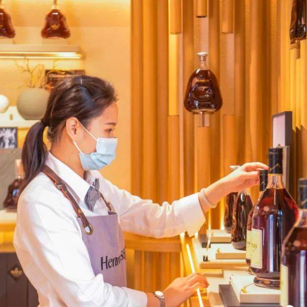 国庆假期在海口，收好这份“购物清单”_免税店_品牌_全球