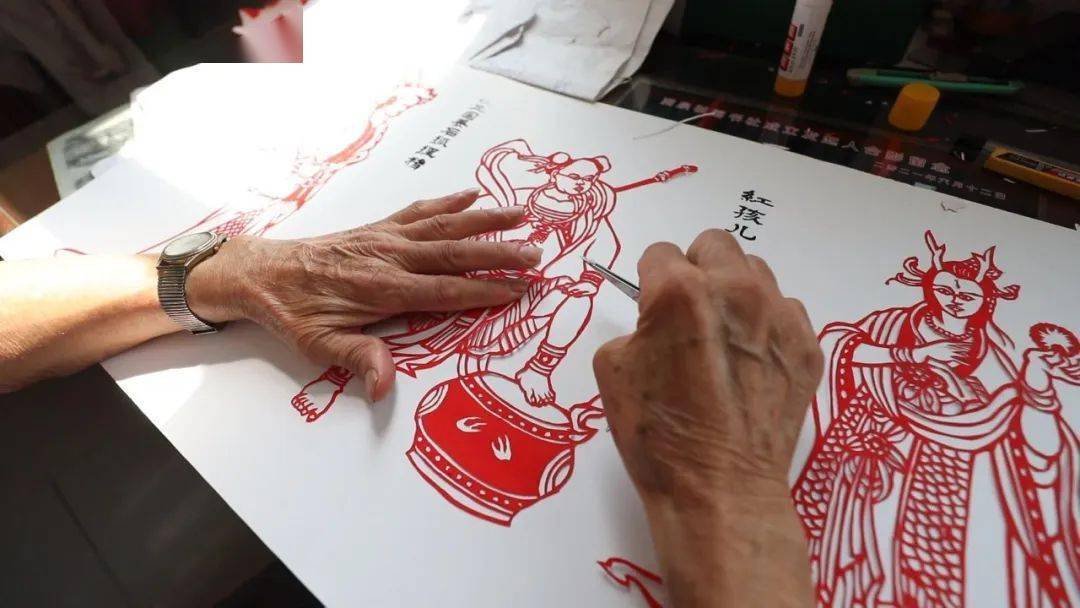 李善勇(90岁):精神相当集中,什么事情都不想,这个时间过得快,一看手表