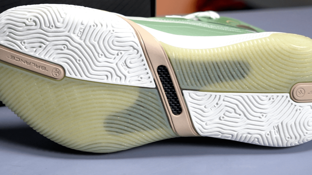 一口气开箱10双特别有意思的球鞋!_鞋子_乔丹_整体