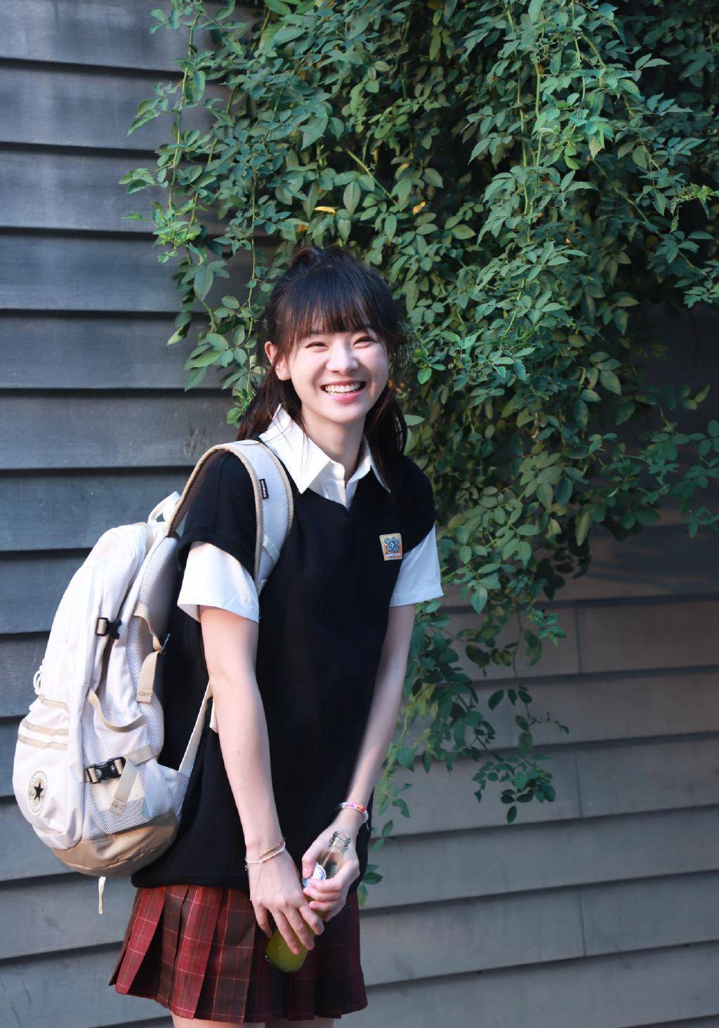 《当你年少时》正式收官,陈怡馨发文告别:年少的朋友不会走散_青春