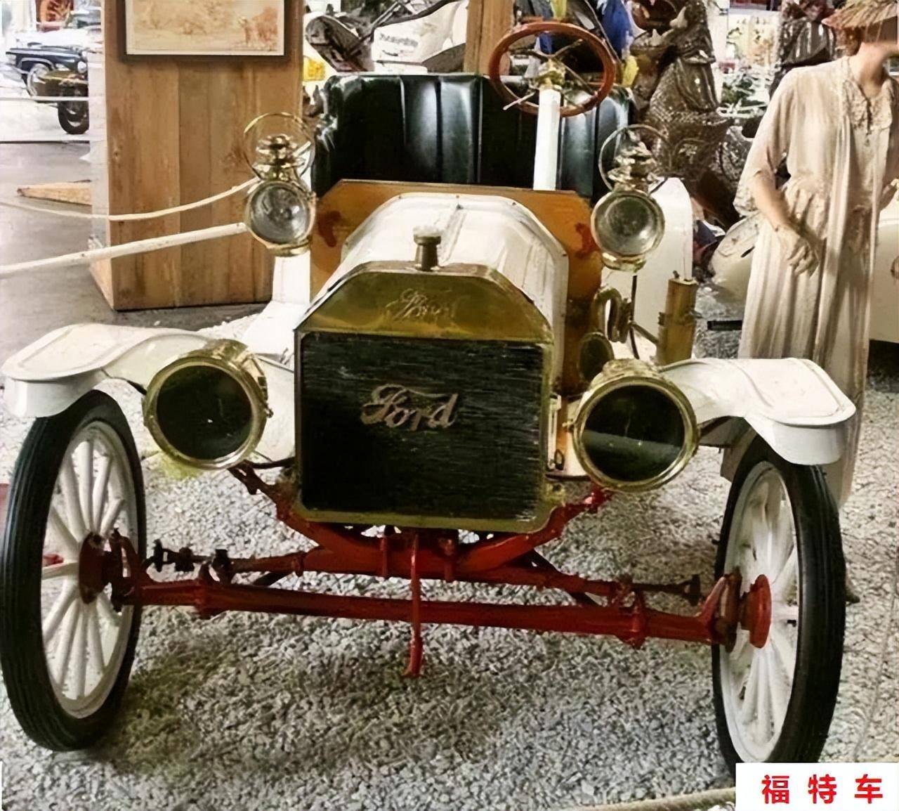 1908年, t型福特汽車問世,用的是汽油發動機;到了1911年,福特汽車的第