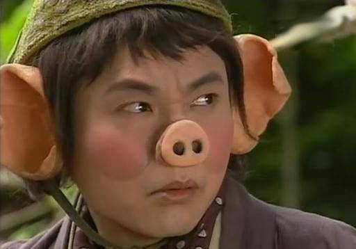 在《贼公阿牛》中,黎耀祥依然在剧中出演配角,但这个角色终于有了名字