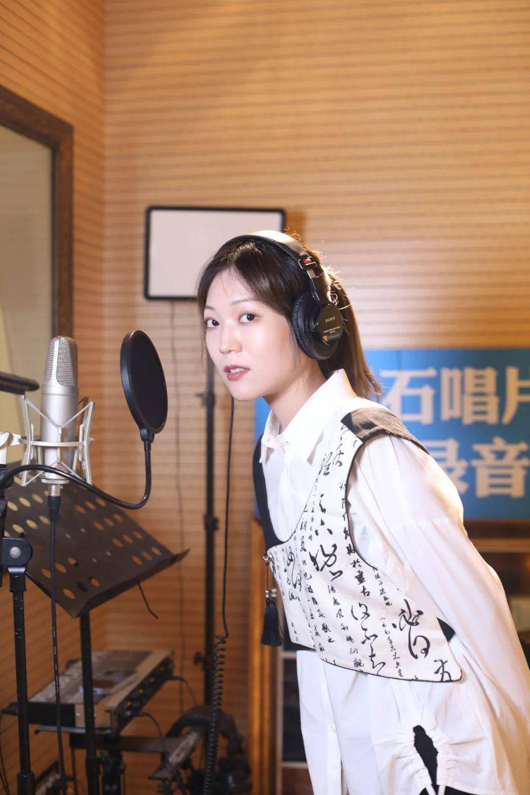 美女唱陈粒的歌曲庆生!