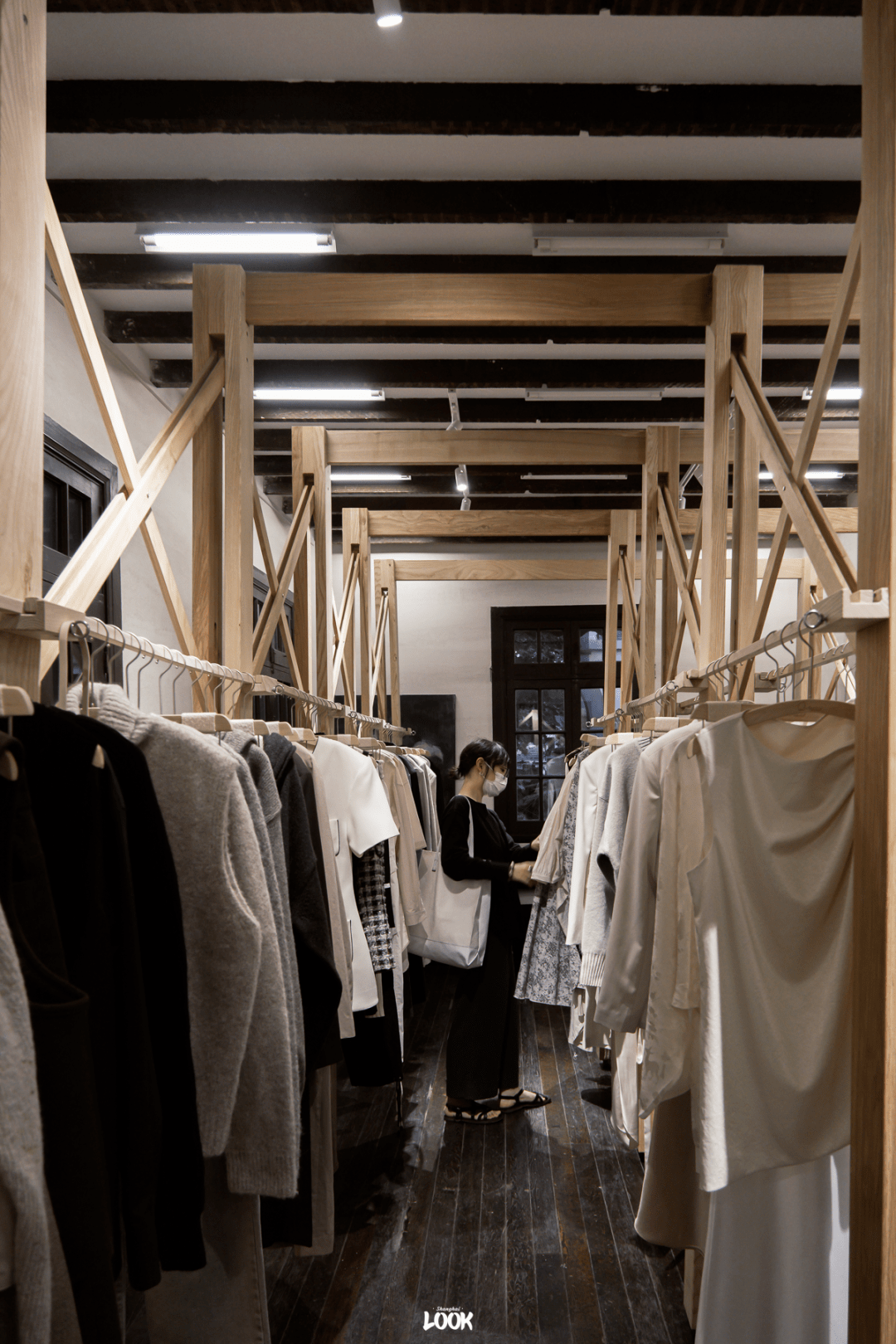 品牌_风格_glossy