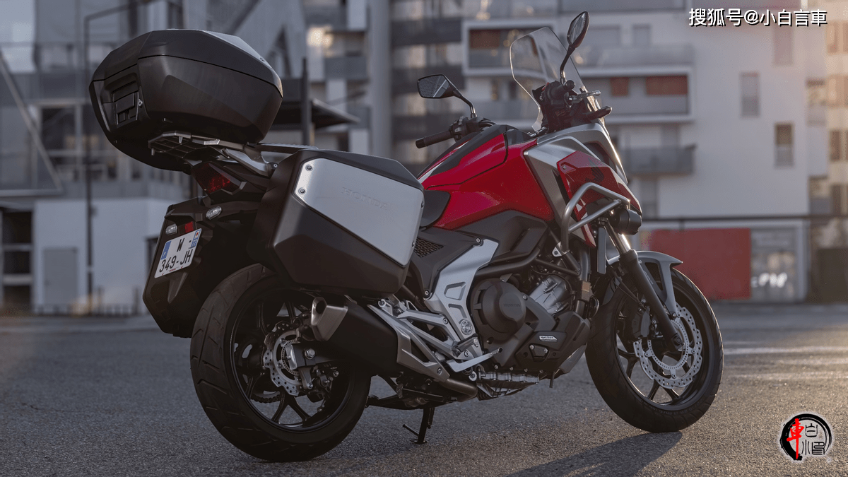 资讯|本田中排自动档舒适休旅nc750x,售价10.