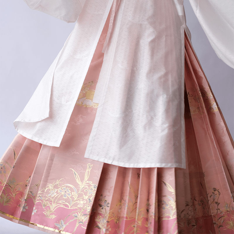 10,【子沫记】窄袖对襟瓷青苎麻长衫:月照花林上新:10月9日价格:49