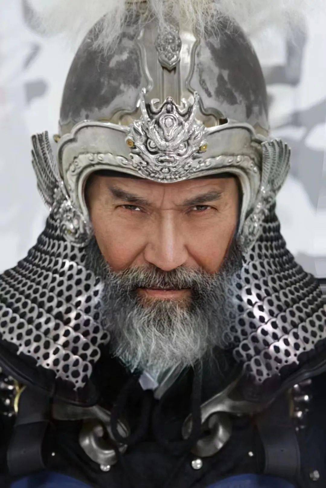 清美学霸设计中国甲胄服饰！火爆汉服界！又燃又帅炸！汉服才是yyds！_张超_发展_铠甲