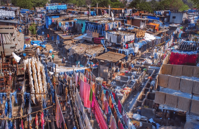 印度最大人肉洗衣场，一天洗衣20万件：为何能存在100多年？