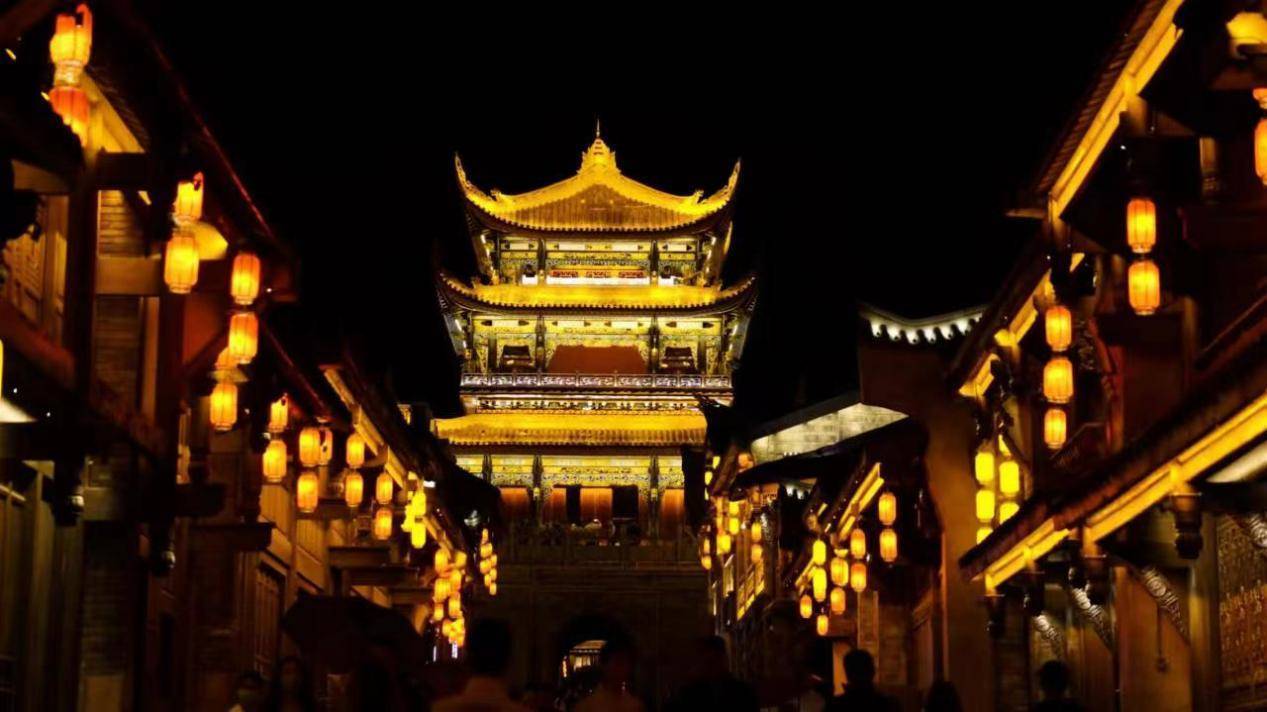 凉山西昌:六百余载建昌古城惊艳"重生",成为"古城ip"打卡新地标!